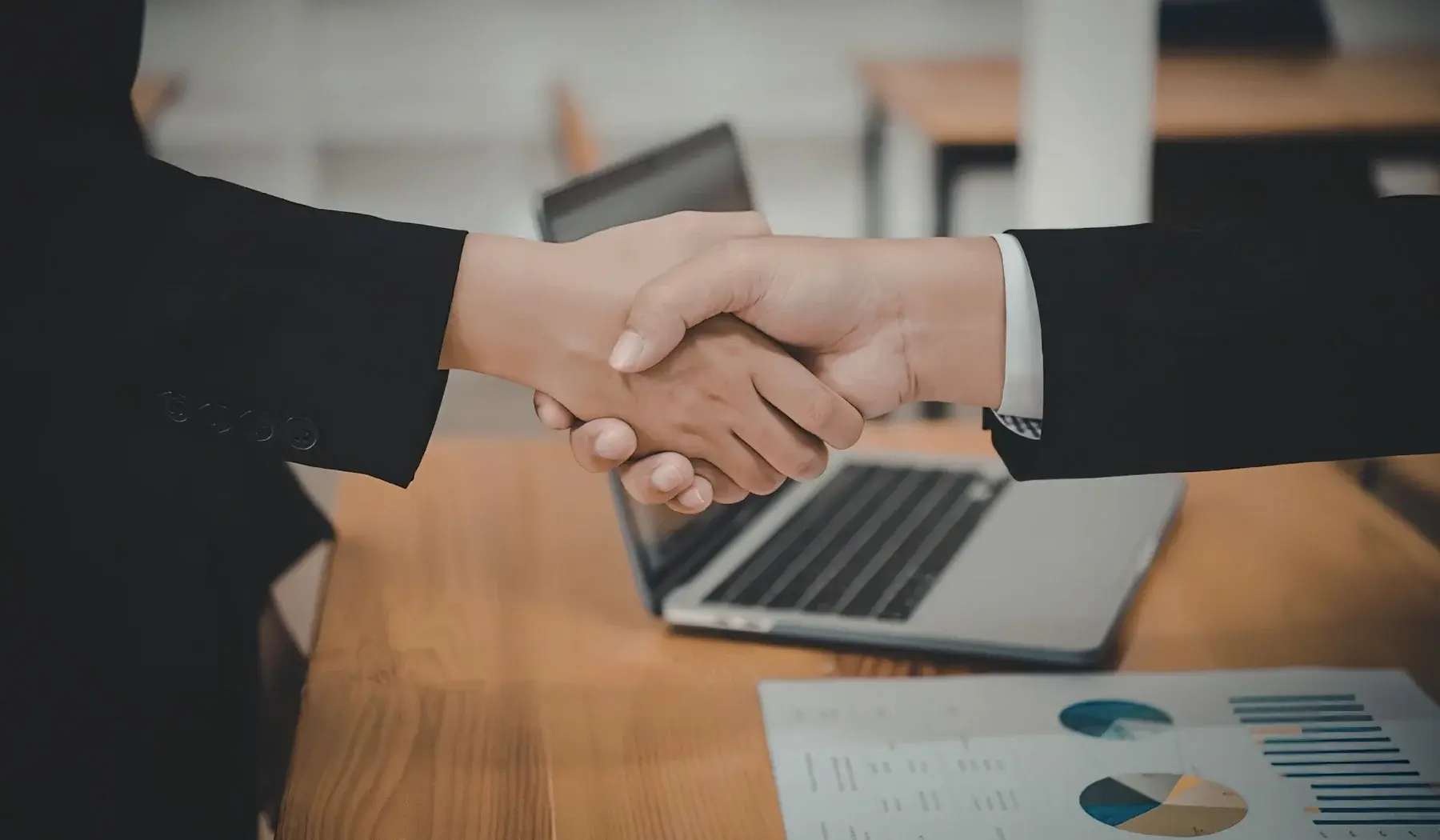 business-handshake-alt-content