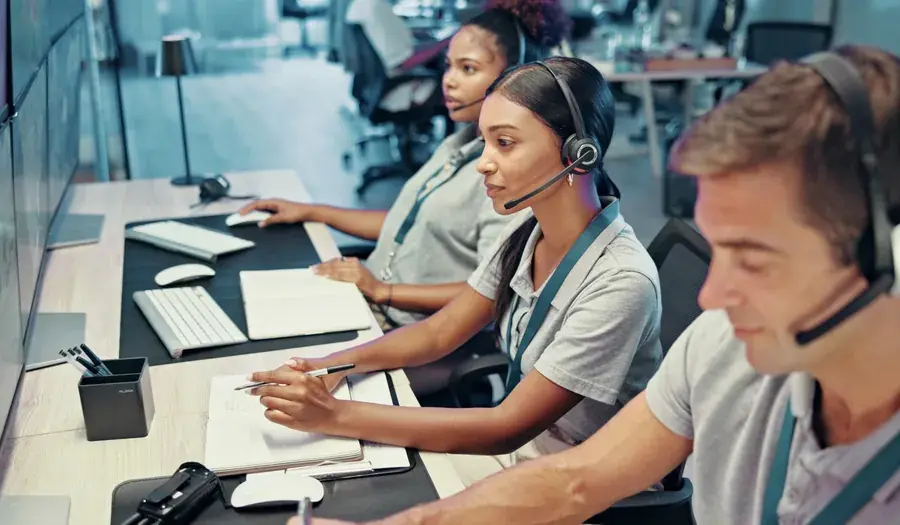 call-center-team-image-card