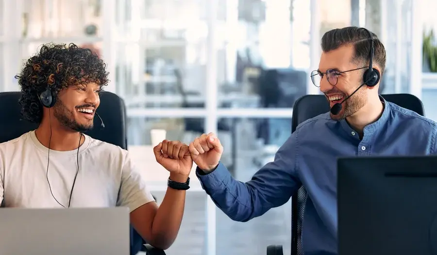 headset-team-success-image-card